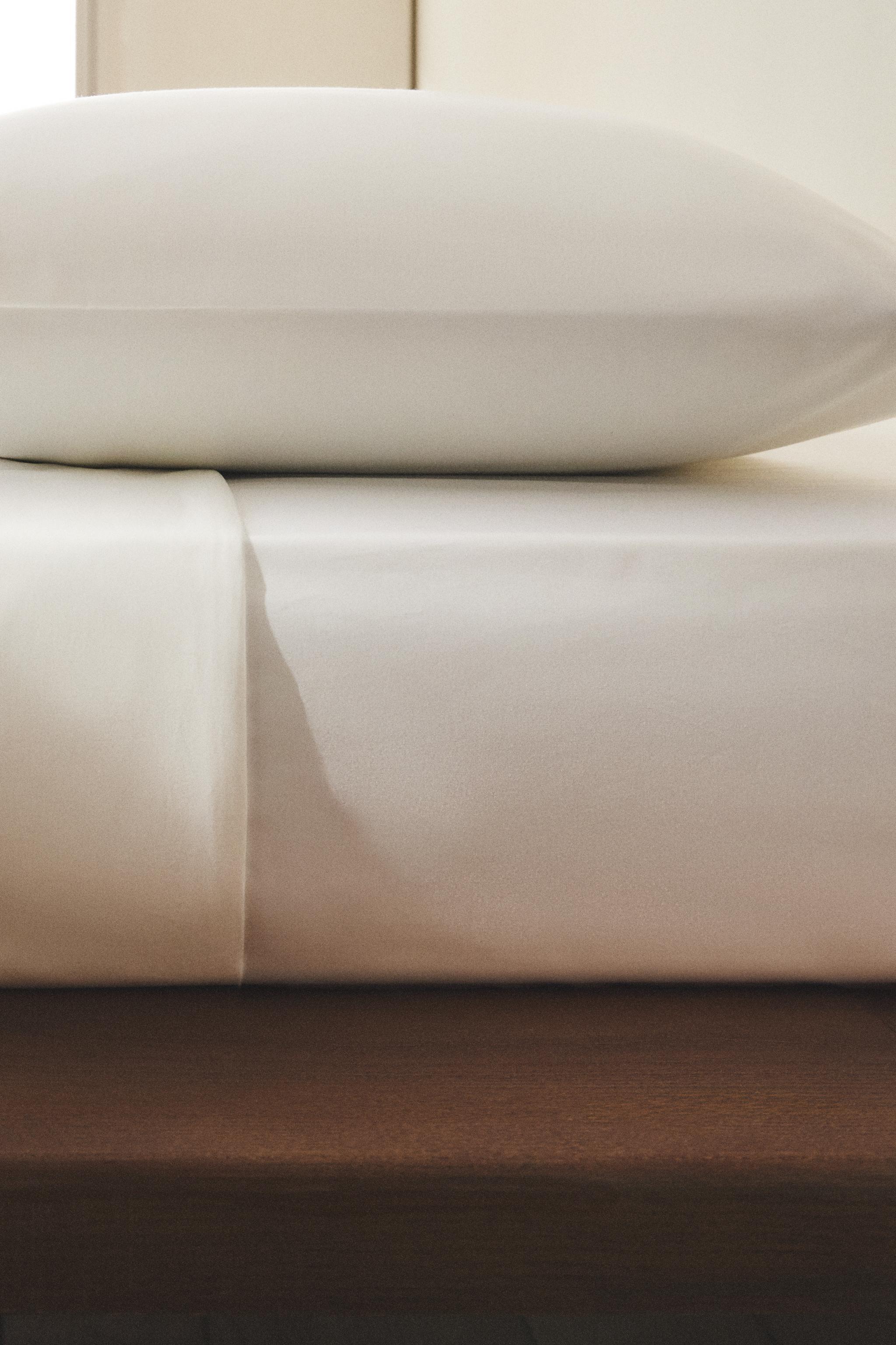 PERCALE FITTED SHEET | 30 CM HIGH (200 THREAD COUNT)